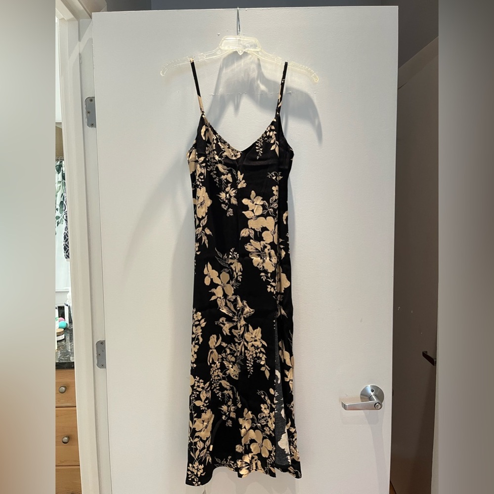 NWT Reformation Crimini Black and Cream Floral Dress